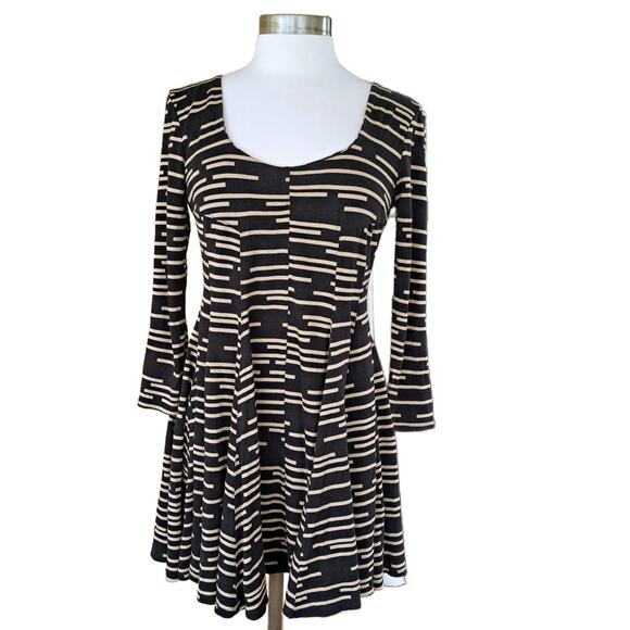 Anthropologie HD in Paris Saraid Fit & Flare Mini Dress Scoop Neck Black Tan - Picture 1 of 8